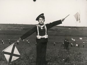 Balilla z sygnałami marynarki wojennej autorstwa Luigi Leoni
