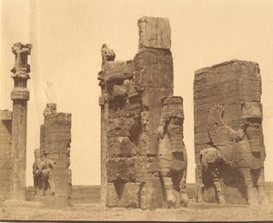15 [Brama Wszystkich Narodów, Persepolis, Fars], lata 40.-60. autorstwa Luigi Pesce