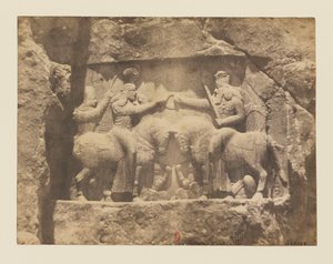 Zobacz 10 - Naqsh-e Rostam. Ulga w skale. Inwestytura Ardeshir I przez boga Ahura-Mazda autorstwa Luigi Pesce