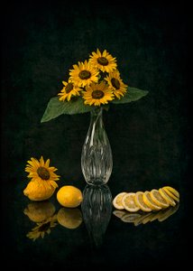 Elegancka martwa natura ze słonecznikami autorstwa Lydia Jacobs