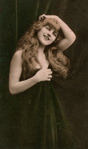 kobieta, od 1918 roku. autorstwa MACA