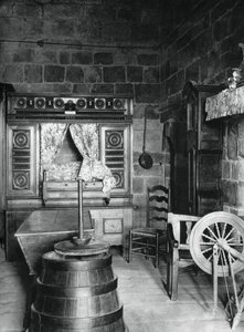Wnętrze, Dinan, Bretania, Francja, 1937. autorstwa Martin Hurlimann