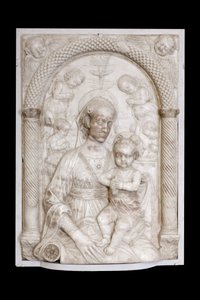 Madonna z dzieciątkiem i aniołami, ok. 1460 (marmur) autorstwa Master of the Marble Madonnas