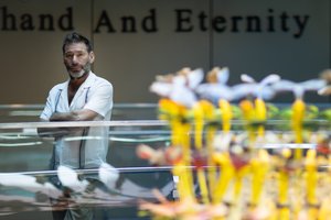 Równonoc, 2021 r. (zdjęcie) autorstwa Mat Collishaw