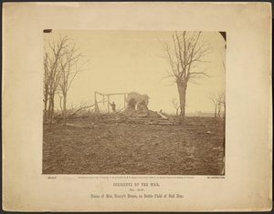 Ruiny domu pani Henry na polu bitwy pod Bull Run autorstwa Mathew B. Brady