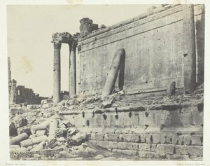 Baalbeck Heliopolis, Świątynia Jowisza, Fasada Wschodnia, Syria, 184951, druk 1852. autorstwa Maxime Du Camp