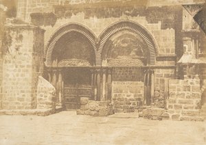 Fasada Bazyliki Grobu Świętego w Jerozolimie nr 1, 19 sierpnia 1850 r. autorstwa Maxime Du Camp