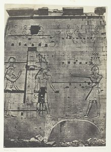 Wielka Świątynia Izydy w Filoe, Drugi Pylon, Nubia, 184951, wydrukowany 1852. autorstwa Maxime Du Camp