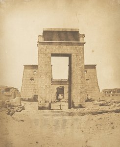 Propylon ze świątyni Khons, w Karnac, Teby, 1849-50.