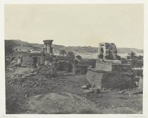 Wioska i świątynia na wyspie Beghé, na zachód od Filoe; Nubia, płyta 81 z albumu "Egypte, Nubie, Palestine et Syrie" (1852) autorstwa Maxime Du Camp