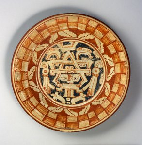 Talerz, ok.600-800 (ceramika z czerwoną, pomarańczową i czarną farbą poślizgową)