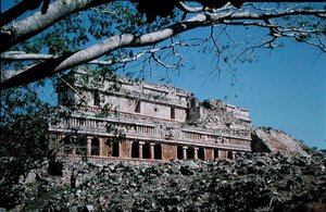 Widok na Wielki Pałac (zdjęcie) autorstwa Mayan Mayan