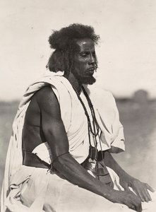 Budowanie imperium w epoce faszystowskiej: Bilen man, 09.05.1936 (zdjęcie czarno-białe) autorstwa Modestino Baldinetti