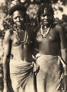 Budowanie imperium w epoce faszyzmu: Dziewczyny z Cunamy, 09051936 autorstwa Modestino Baldinetti