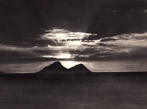 „Budowanie imperium” w epoce faszystowskiej: Góra Abu Gamel, 09.05.1936 (zdjęcie czarno-białe) autorstwa Modestino Baldinetti