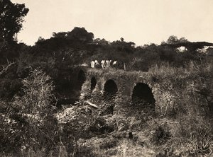 Budowanie imperium w epoce faszystowskiej: most portugalski, 09.05.1936 (zdjęcie czarno-białe) autorstwa Modestino Baldinetti