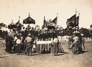 Budowanie imperium w epoce faszystowskiej: festiwal, damerà, 09.05.1936 (zdjęcie czarno-białe) autorstwa Modestino Baldinetti