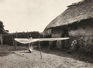 „Budowanie imperium” w epoce faszystowskiej: przygotowania do tkania, 09.05.1936 (zdjęcie czarno-białe) autorstwa Modestino Baldinetti