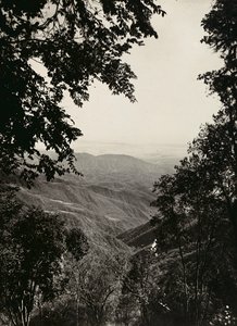 „Budowanie imperium” w epoce faszystowskiej: dolina Ghirghir, 09.05.1936 (zdjęcie czarno-białe) autorstwa Modestino Baldinetti