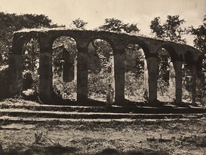 1Świątynia króla Fasiladasa w Gondar, Etiopia, 09.05.1936 (zdjęcie czarno-białe) autorstwa Modestino Baldinetti