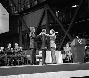 Apollo 11 - NASA, 1978. autorstwa NASA Images