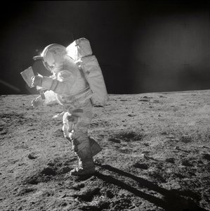 Apollo 14 - NASA, 1971. autorstwa NASA Images