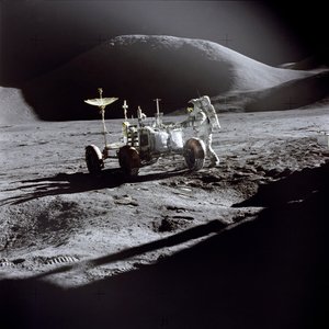 Apollo 15 - NASA, 1971. autorstwa NASA Images