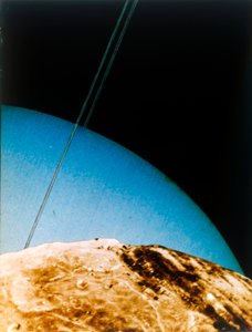 Uran widziany z Mirandy, 1986. autorstwa NASA Images