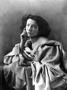 Francuska aktorka Sarah Bernhardt (1844-1923), zdjęcie Nadar (1820-1910)