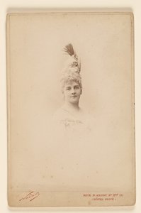 [Hrabina Hélène de Pourtalès] autorstwa Nadar [Gaspard Félix Tournachon]