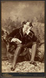 Oscar Wilde, 1882 (srebrodruk albumowy) autorstwa Napoleon Sarony