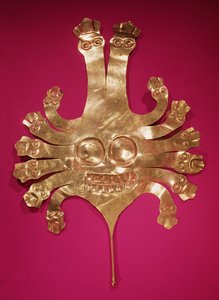 Głowa Meduzy z Peru (złoto)