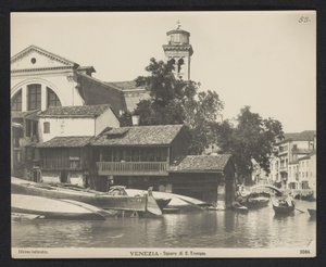 Widok warsztatu gondoli na Squero di San Trovaso w Wenecji Venezia - Squero di S. Trovaso (tytuł na obiekcie)
