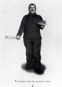 Lindstrom z ciastkami gryczanymi, z Bieguna południowego Roalda E. Amundsena, c.1910-12 autorstwa Norwegian Photographer