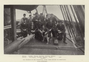 Członkowie wyprawy po powrocie do Christianii (zdjęcie czarno-białe) autorstwa Norwegian Photographer