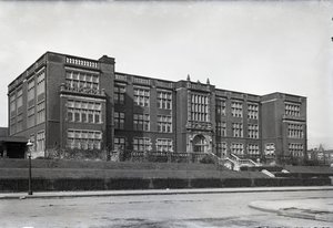 Kolegium Nauczycielskie, St. Louis autorstwa Oscar Kuehn