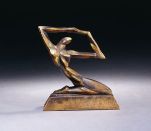 klęczący; Klęcząc, ok. 1920 autorstwa Oswald Herzog