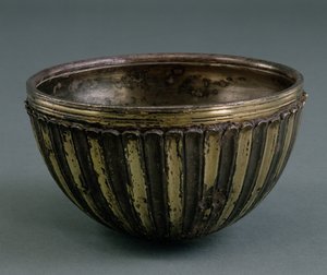Misa Partów, Iran, ok. 100-200 ne (srebro pozłacane)