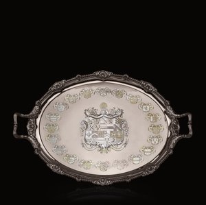 Taca na herbatę George III z grawerem heraldycznym