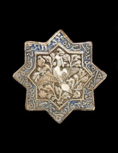 Płytka z ośmioramienną gwiazdą, Iran, dynastia Il-Khanid (ceramiczna)