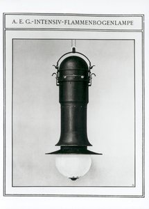 Intensywna lampa łukowa AEG