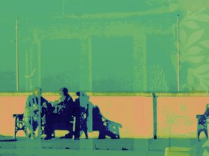 HARTLEPOOL COUPLE, 2014 (zdjęcie ulepszone cyfrowo) autorstwa Peter McClure