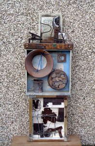 TRIPTYCH SCULPTURE. 2021 (rzeźba) autorstwa Peter McClure