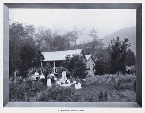 Dom osadnika z Queensland (zdjęcie czarno-białe) autorstwa Photographer Australian