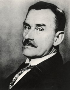 Tomasz Mann (czarno-białe zdjęcie)