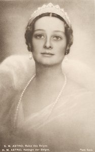 Astrid ze Szwecji, królowa Belgów, małżonka Leopolda III z Belgii (zdjęcie czarno-białe)