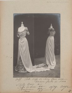 Strona albumu: House of Worth, suknia balowa autorstwa Photographer French