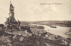 Nationaldenkmal, pomnik upamiętniający zjednoczenie Niemiec, Rudesheim nad Renem, Hesja (zdjęcie czarno-białe) autorstwa Photographer German