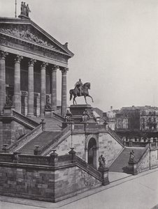 Galeria Narodowa i Pomnik Fryderyka Wilhelma IV (zdjęcie czarno-białe) autorstwa Photographer German