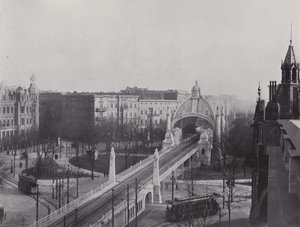 Nollendorfplatz, stacja Der Hochbahn (zdjęcie czarno-białe) autorstwa Photographer German